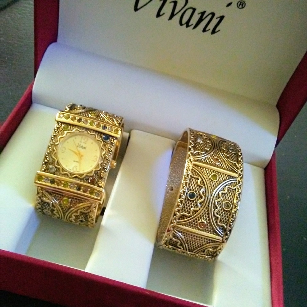💝 Vintage Beautiful Brand New Bracelet Set